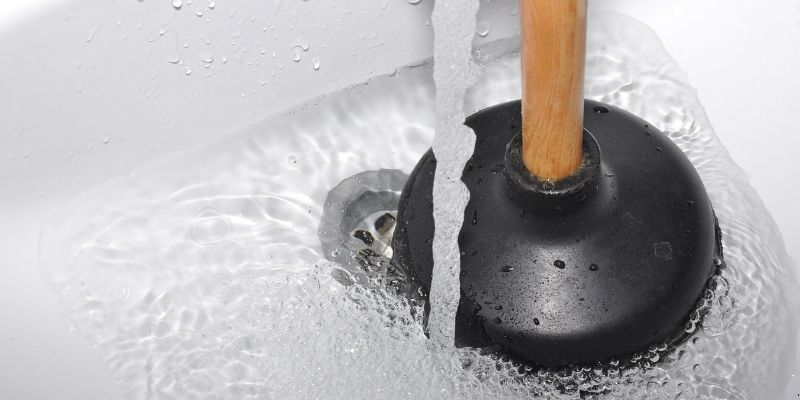 O Que é Bom para Desentupir Pia em Florianópolis: Confira 7 Dicas
